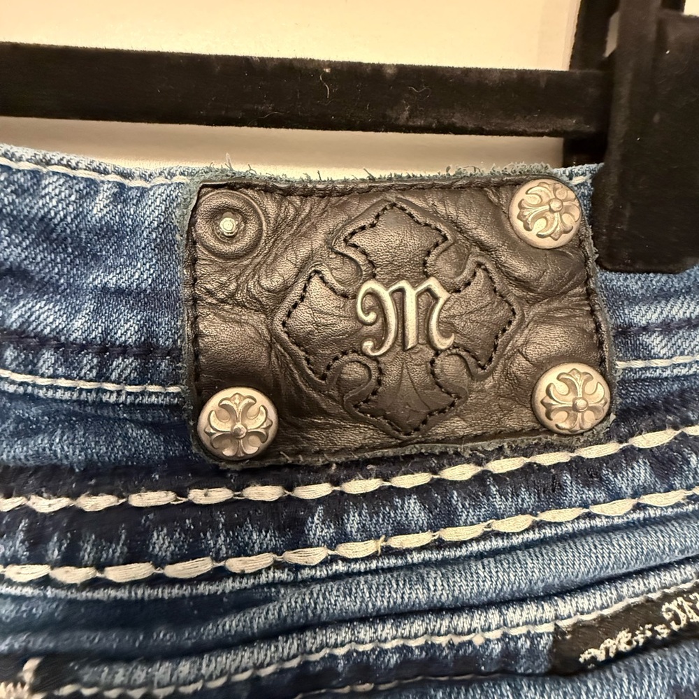 Miss Me Bootcut Jeans Size 28 Thick Stitch Embellished Pocket Medium Wash - Picture 5 of 6